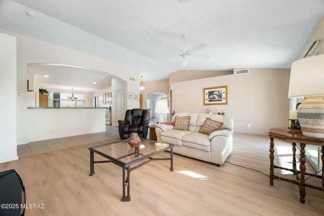 37592 S Desert Bluff Drive, Tucson, AZ 85739