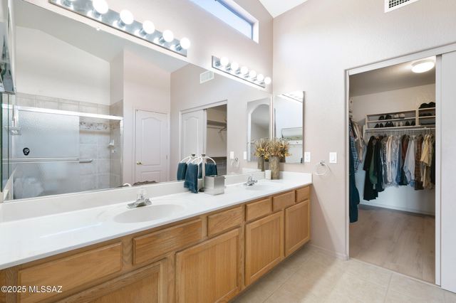 37592 S Desert Bluff Drive, Tucson, AZ 85739