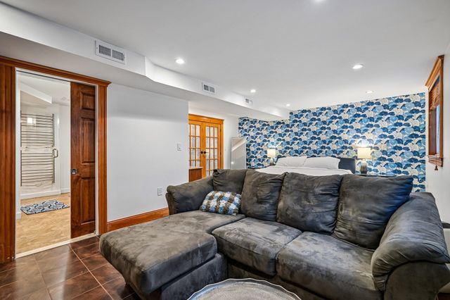47 Emerald Street 47, Medford, MA 02155