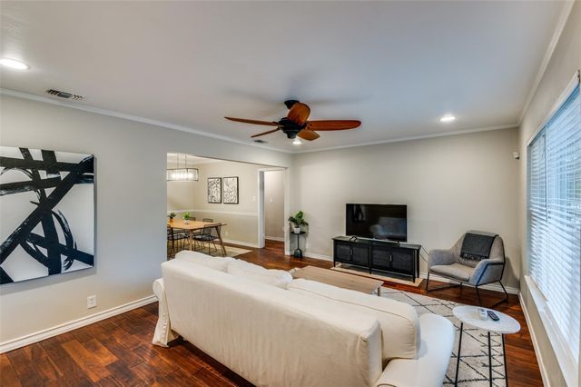 6618 Kenwell Street, Dallas, TX 75209