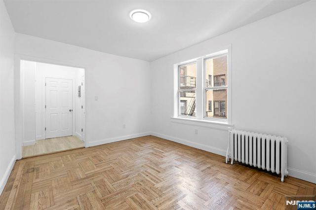 137 Kensington Avenue 503, Jersey City, NJ 07304