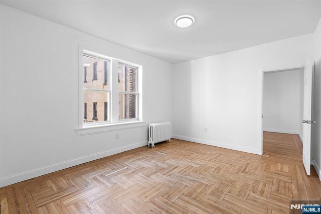 137 Kensington Avenue 503, Jersey City, NJ 07304