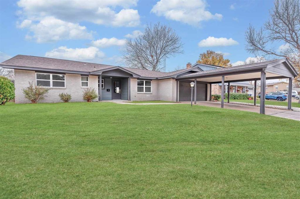 4122 NW Currell Dr, Lawton, OK 73505