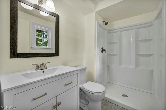 6407 Indian Point Road, Painesville, OH 44077