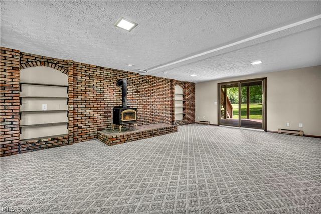 6407 Indian Point Road, Painesville, OH 44077
