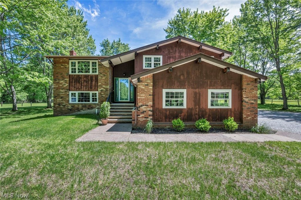 6407 Indian Point Road, Painesville, OH 44077