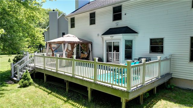 59 Fawn Meadows Court, Amherst, NY 14068
