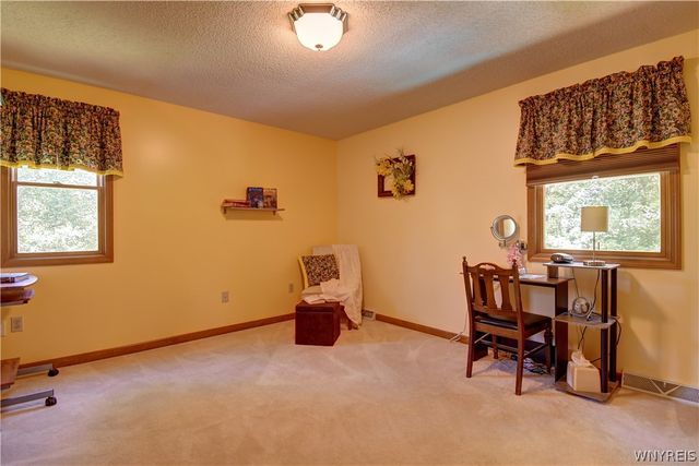 59 Fawn Meadows Court, Amherst, NY 14068