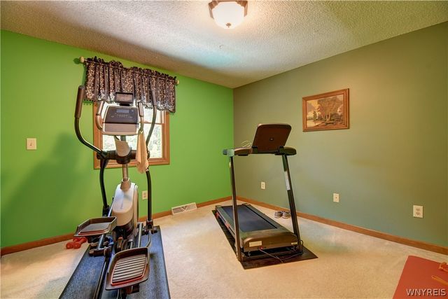 59 Fawn Meadows Court, Amherst, NY 14068