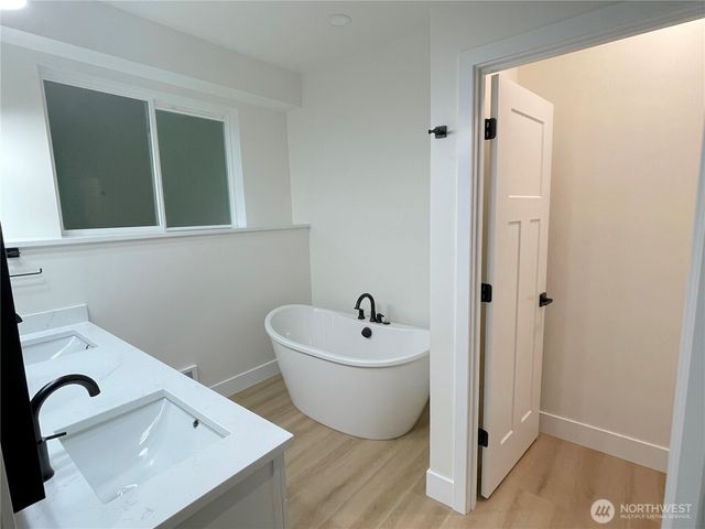 13 Deer Run, Bellingham, WA 98229