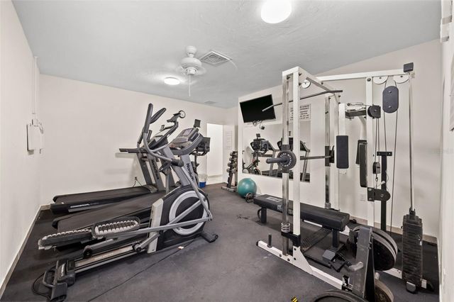 2763 WOODGATE LANE 301, Sarasota, FL 34231