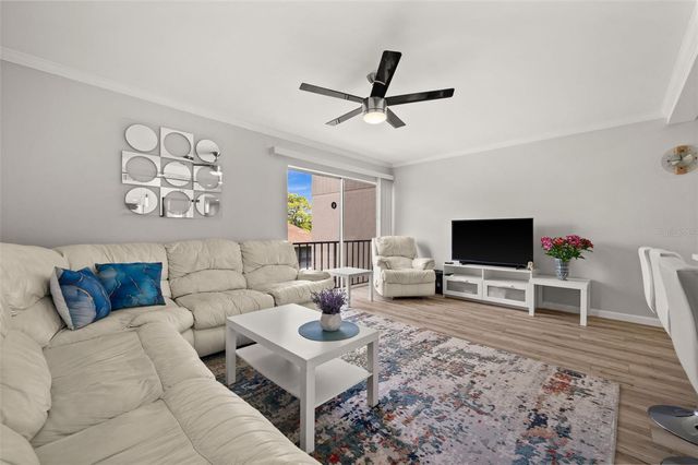 2763 WOODGATE LANE 301, Sarasota, FL 34231