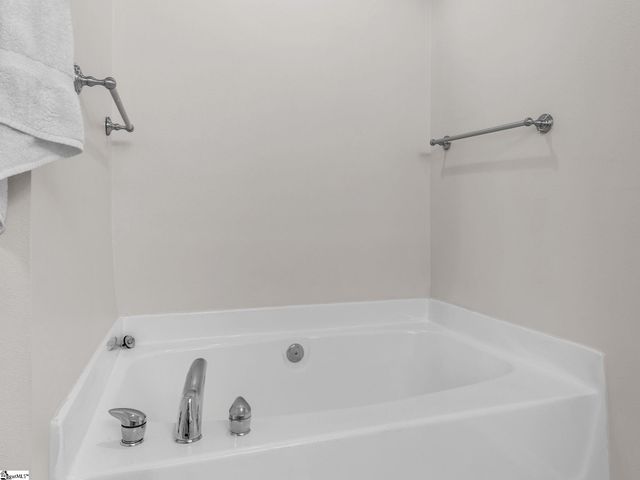 213 Basswood Drive, Roebuck, SC 29376