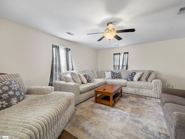 213 Basswood Drive, Roebuck, SC 29376