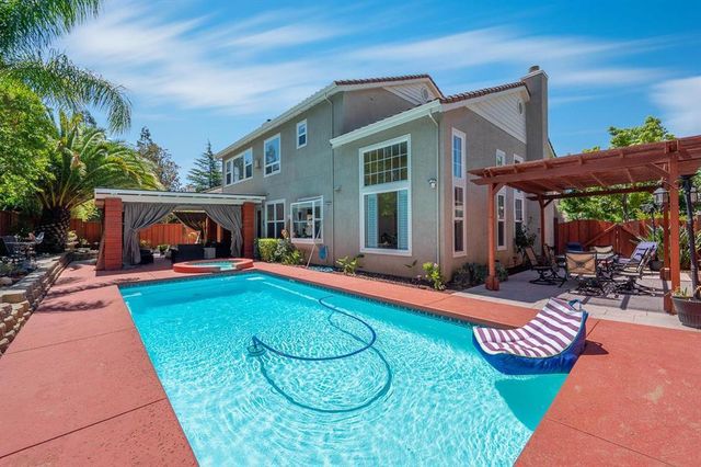19122 Legend Court, Morgan Hill, CA 95037