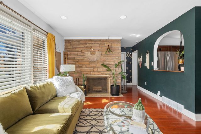 15811 S Marshfield Avenue, Harvey, IL 60426