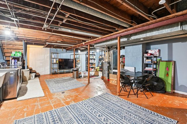 15811 S Marshfield Avenue, Harvey, IL 60426