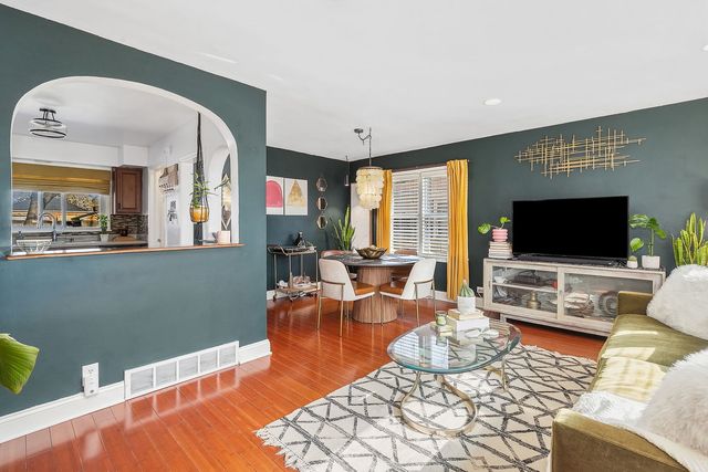 15811 S Marshfield Avenue, Harvey, IL 60426