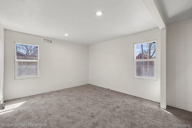 5533 Sheridan Street, Detroit, MI 48213