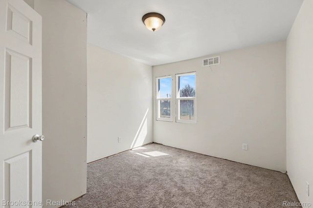5533 Sheridan Street, Detroit, MI 48213
