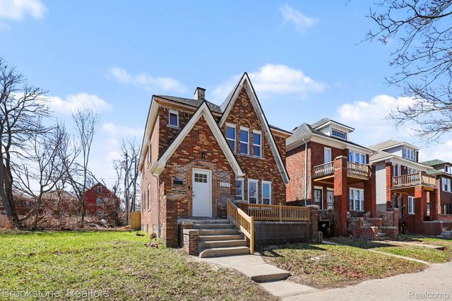 5533 Sheridan Street, Detroit, MI 48213