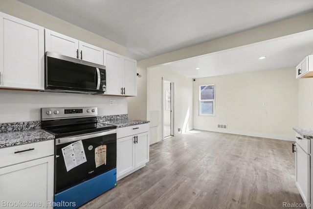 5533 Sheridan Street, Detroit, MI 48213