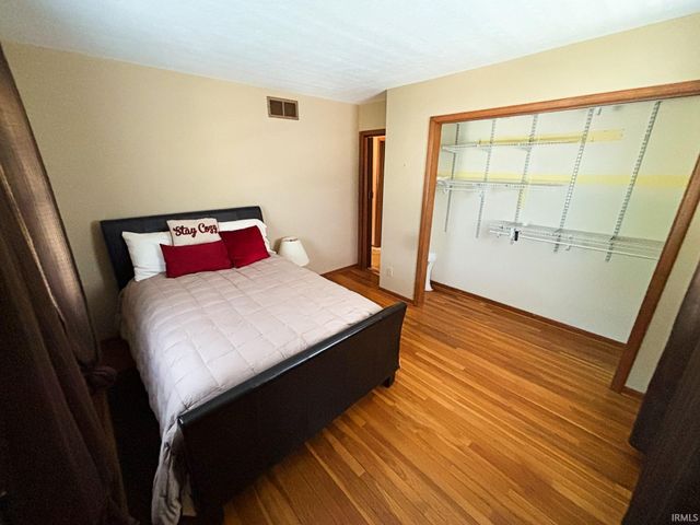 1517 E Elliston Drive, Bloomington, IN 47401