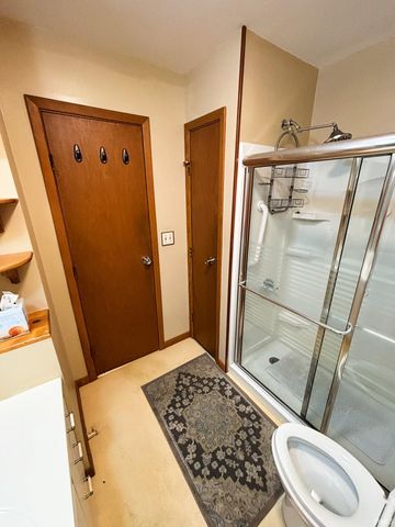 1517 E Elliston Drive, Bloomington, IN 47401
