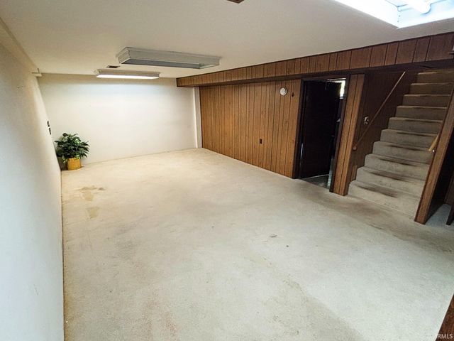 1517 E Elliston Drive, Bloomington, IN 47401