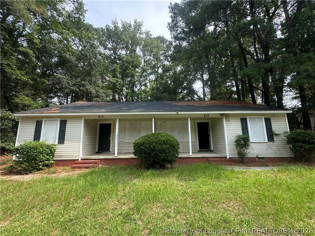 213 Colonial Drive, Fayetteville, NC 28301 — exterior