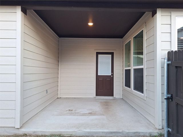 758 Staglin ST A, Buda, TX 78610