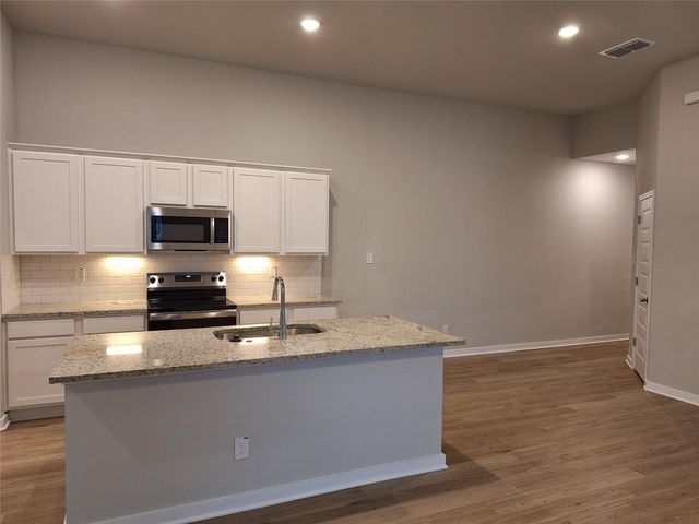 758 Staglin ST A, Buda, TX 78610