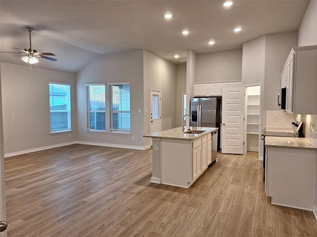 758 Staglin ST A, Buda, TX 78610