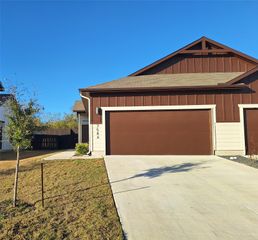 758 Staglin ST A, Buda, TX 78610