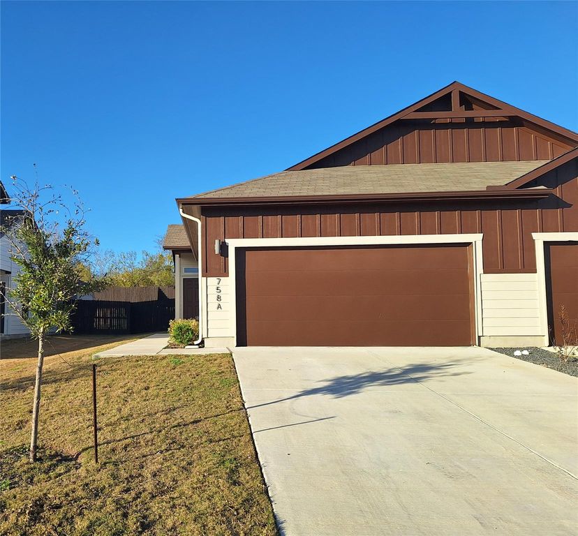 758 Staglin ST A, Buda, TX 78610