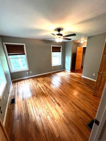 108 South Kent Road, Kent, CT 06785
