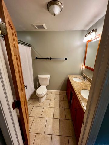 108 South Kent Road, Kent, CT 06785