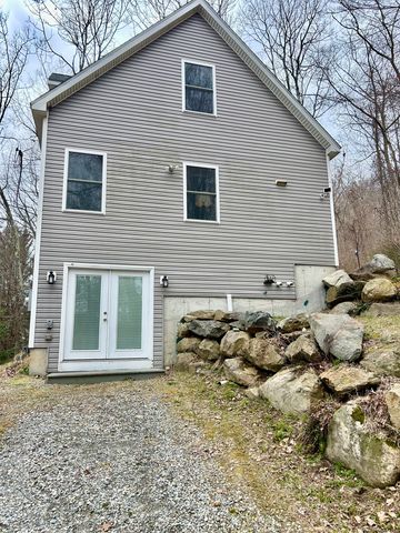 108 South Kent Road, Kent, CT 06785