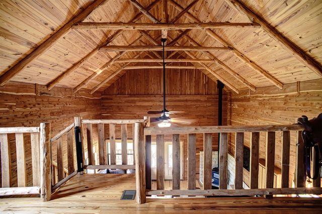 323 CR 446, Gonzales, TX 78629