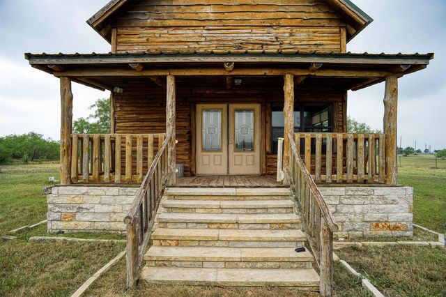 323 CR 446, Gonzales, TX 78629