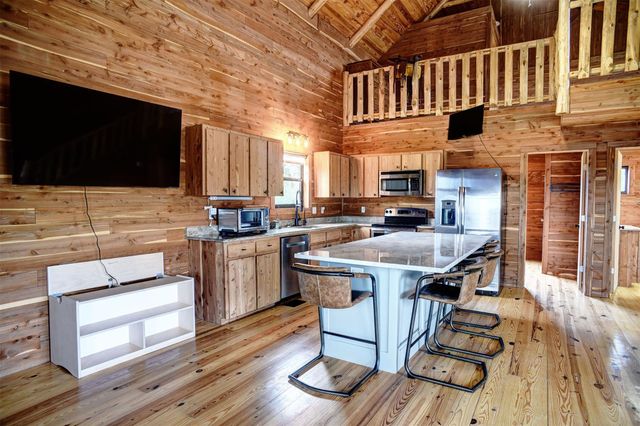 323 CR 446, Gonzales, TX 78629