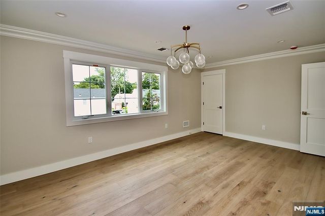 9-02 3rd Street, Fair Lawn, NJ 07410