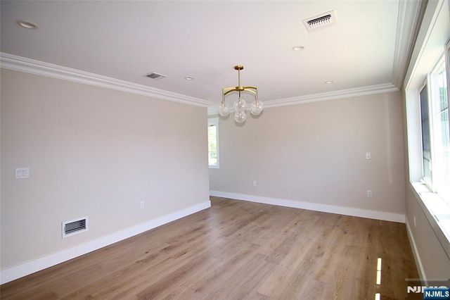 9-02 3rd Street, Fair Lawn, NJ 07410