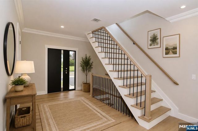 9-02 3rd Street, Fair Lawn, NJ 07410