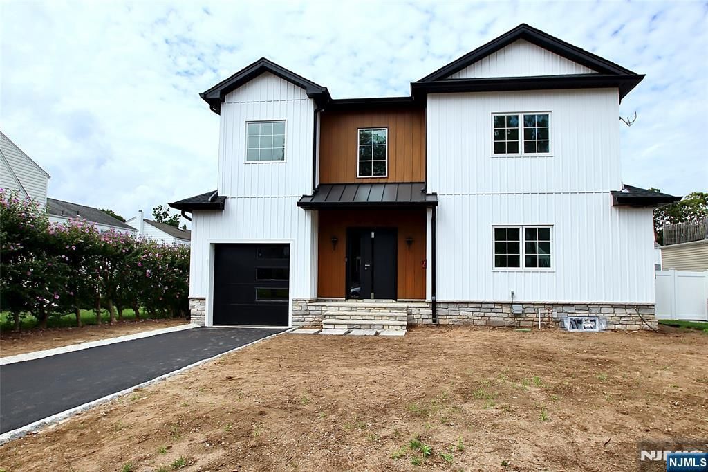 9-02 3rd Street, Fair Lawn, NJ 07410