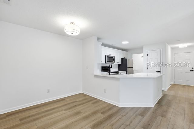 100 Kensington Blvd Apt 1313, Bluffton, SC 29910