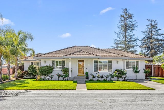 408 La Sierra Way, Gilroy, CA 95020