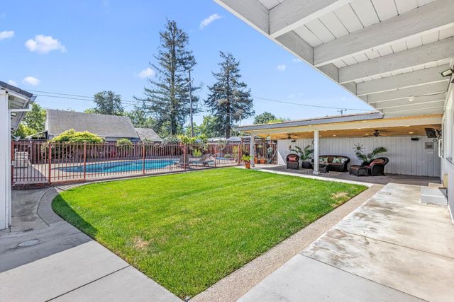 408 La Sierra Way, Gilroy, CA 95020