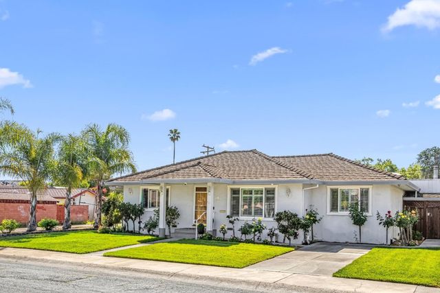 408 La Sierra Way, Gilroy, CA 95020