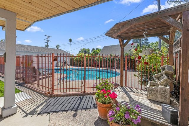 408 La Sierra Way, Gilroy, CA 95020